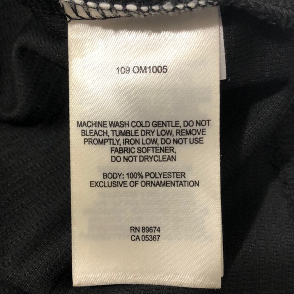 Mountain Hardwear 1/4 Zip Polo Stretch Medium - Picture 5 of 5